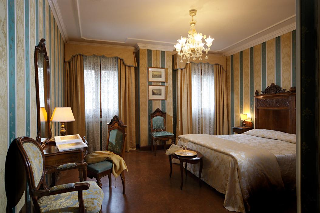 Palazzo Bembo - Exclusive Accommodation Венеция Екстериор снимка