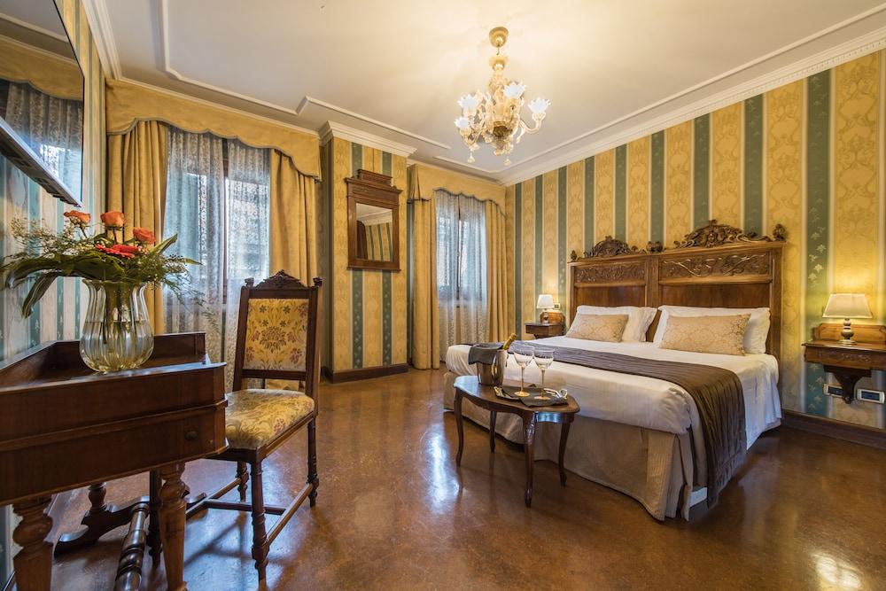 Palazzo Bembo - Exclusive Accommodation Венеция Екстериор снимка